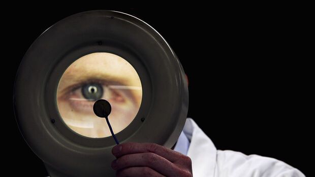 Strange Forensics / Supernatural Transplants