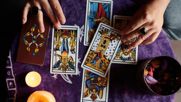Solving Water Scarcity / Tarot Insights