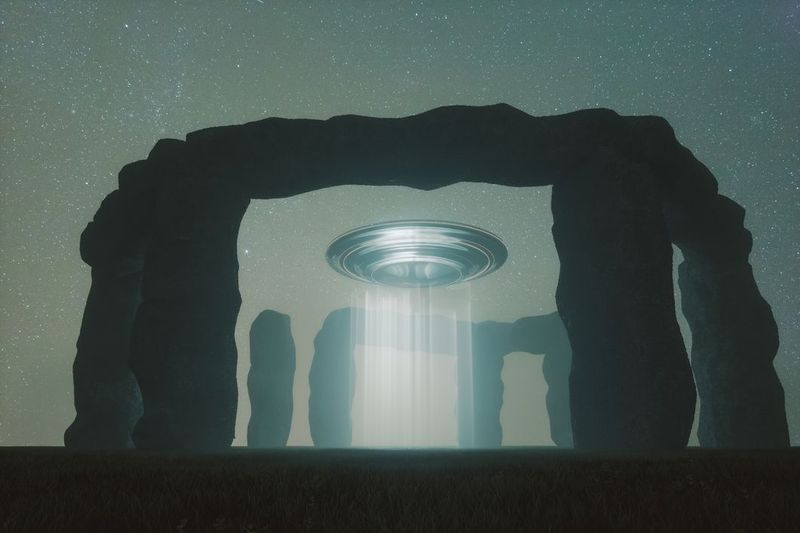 Ancient UFO Sightings / AI & the Unknown