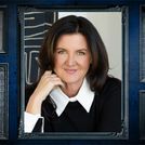 profile image of Dr. Courtney Hunt