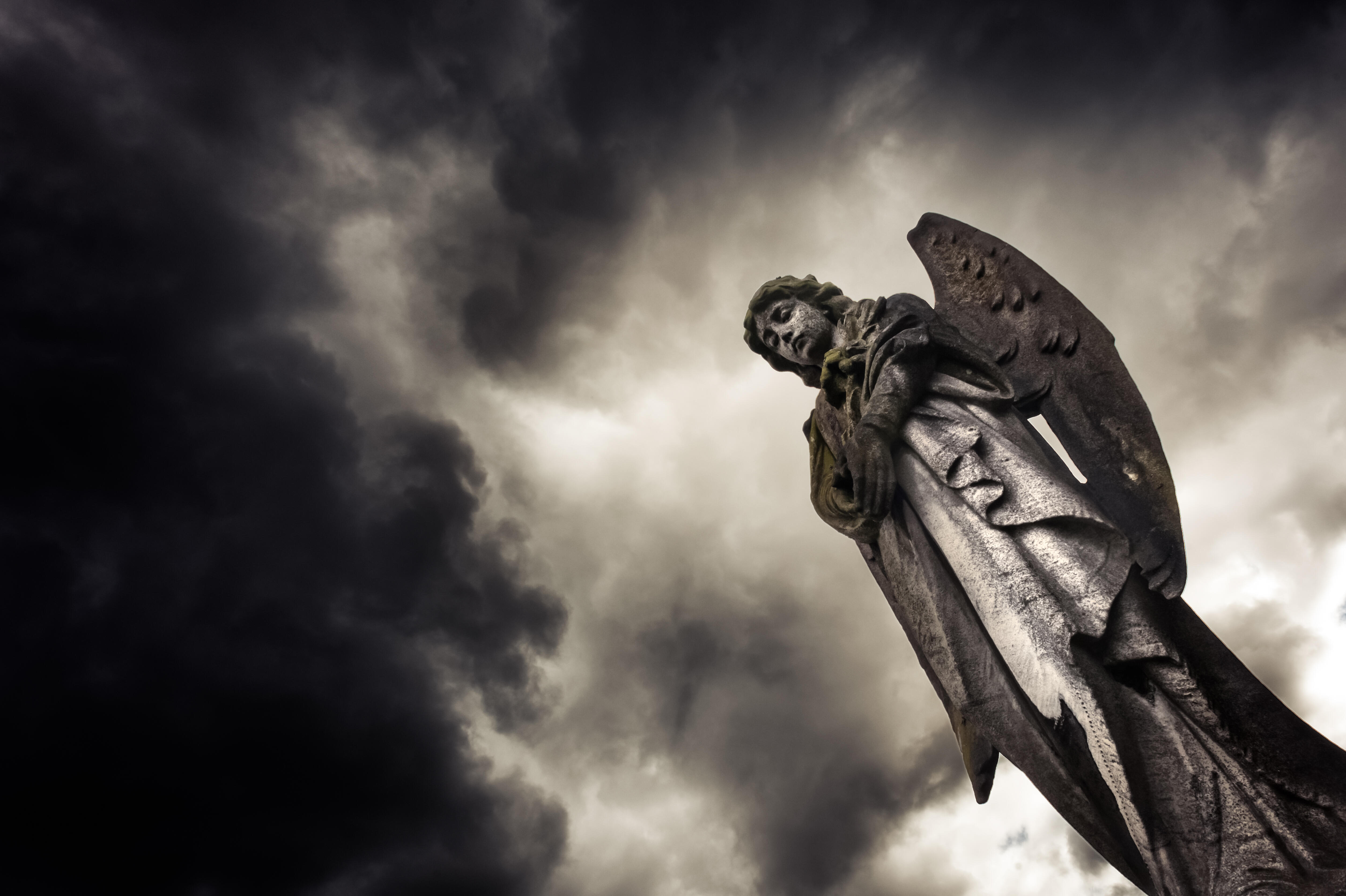 Strange Criminology / Connecting with Angels